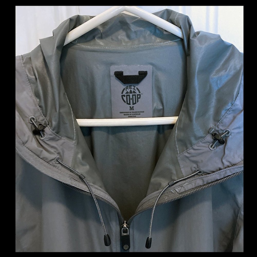 REI Lightweight Zippered Hooded Raincoat